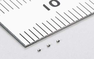 電解電容與陶瓷電容有何區別？